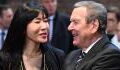 Schröders Ehefrau So-yeon: Deshalb will sie NRW verklagen