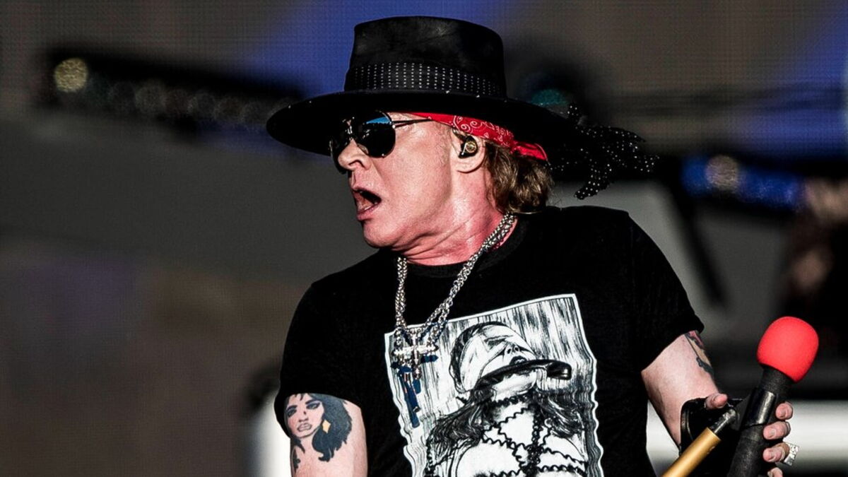Axl Rose Model erhebt schwere Vorwürfe gegen Guns N' RosesSänger