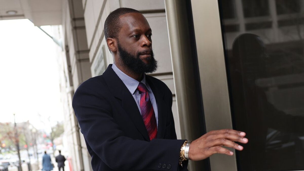 Fugees-Rapper Pras Michel drohen 20 Jahre Haft