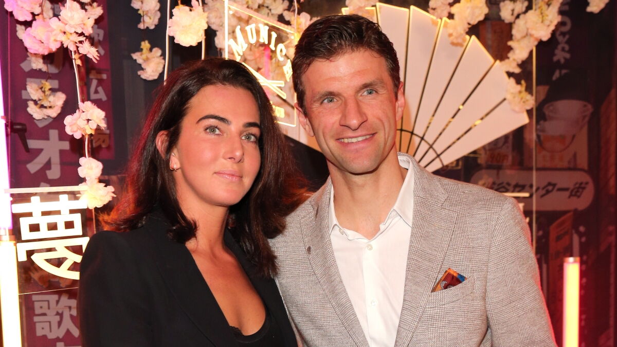 Thomas Müller entfolgt seiner Ehefrau auf Insta das heizt die