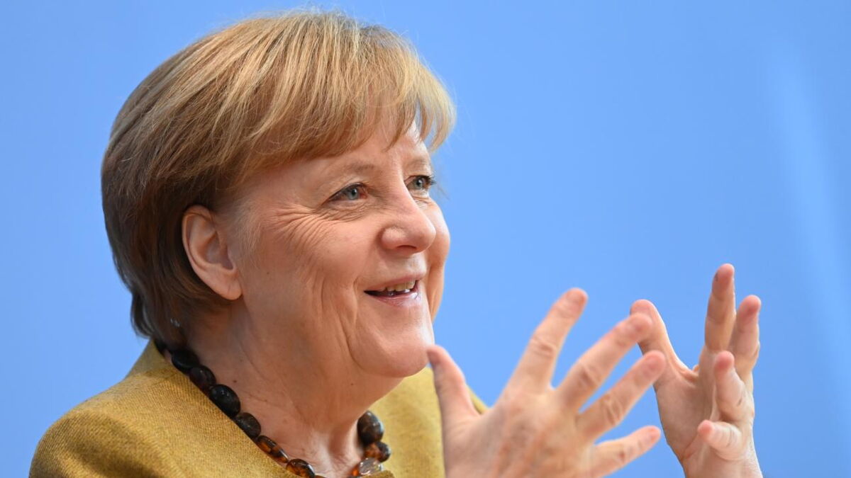 Wie Viel Verdient Merkel Im Monat So viel verdient Angela Merkel wirklich!