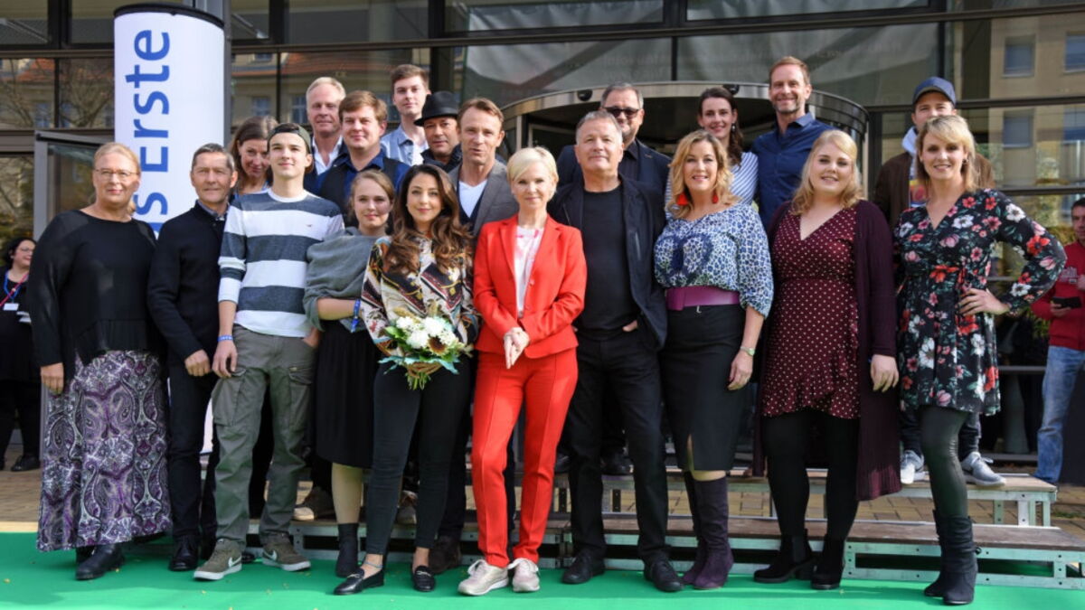 IN ALLER FREUNDSCHAFT HAUPTDARSTELLERIN VON SERIEN AUS visual data 6