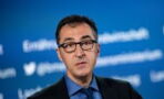 Dieses Gehalt erhält Cem Özdemir monatlich als Minister und Bundestagsabgeordneter