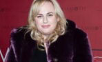 Unglaublich: Rebel Wilson verrät, dass sie dafür bezahlt wurde, "dick zu bleiben"