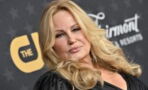 Jennifer Coolidge verheiratet? American-Pie-Star spricht das erste Mal über ihr Liebesleben