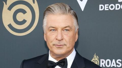 Mit Krücke: Alec Baldwin erstmals seit Hüftoperation gesichtet