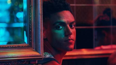 "Schwarze Früchte": Neue ARD-Serie über schwarze, queere Menschen