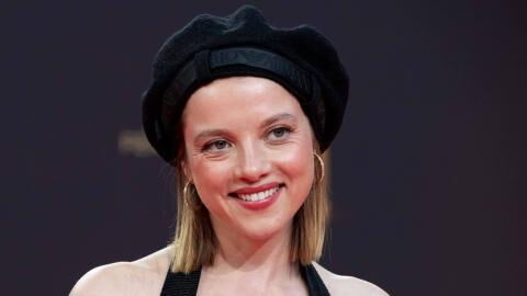 Deutscher Fernsehpreis: Jella Haase räumt für Netflix-Serie "Kleo" ab