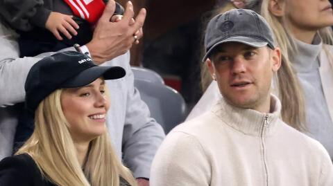 Erster Schnappschuss bei Shopping-Trip: Ballack-Freundin postet angeblich Foto mit Neuer-Baby