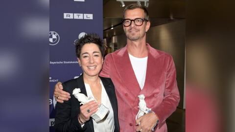 Dunja Hayali rockte die "Blauer Panther"-Preisverleihung - und erntete Standing Ovations