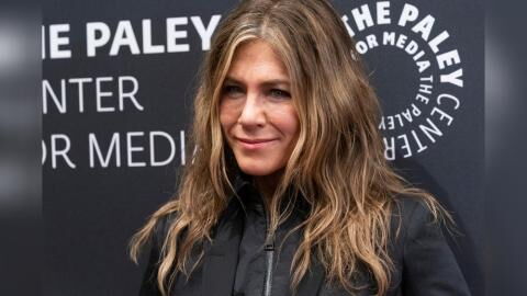 Ehrliches Video: Jennifer Aniston scheitert an Liegestützen