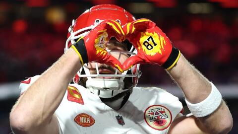 Travis Kelce und Taylor Swift: Liebesgeste mitten im Spiel