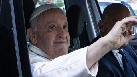 Nach Notoperation: Papst Franziskus hat die Klinik wieder verlassen