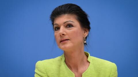 Als deutscher "Exil-Kanzler" in Russland: Das ist der Ex-Mann von Sahra Wagenknecht