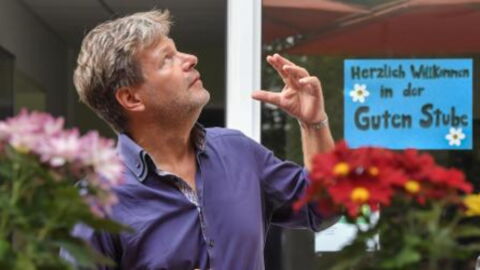 Robert Habeck mit vielseitiger Vita: Die zurückhaltende private Seite