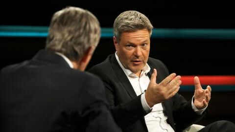 "Persönliches Gespräch nicht gewünscht": Habeck teilt bei Markus Lanz gegen Merz aus