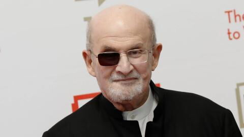 Salman Rushdie antwortet in neuem Buch auf die Messerattacke