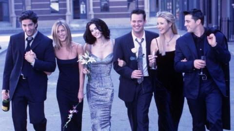 Friends 17 Jahre später: Schauspielerin von Baby Emma reagiert auf Chandlers Witz