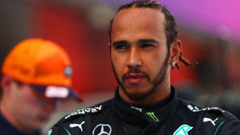 Lewis Hamilton soll für 50 Millionen Euro zu Ferrari wechseln