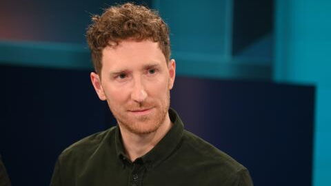 Louis Klamroth: So tickt der "Hart aber fair"-Moderator privat