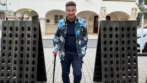 „Gesundheitliches Horrorjahr": PUR-Sänger Hartmut Engler leidet schwer unter Arthrose