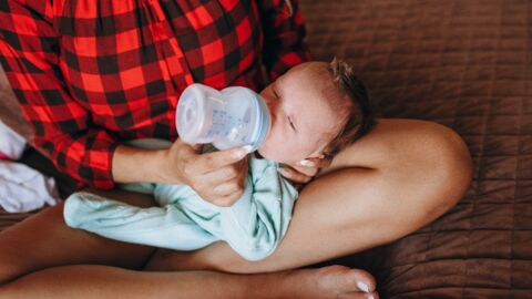 Zwei Tage nach der Geburt: Frau bekommt Milcheinschuss aus anderem Körperteil als ihre Brüste