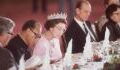Queen Elizabeth II: Ungewöhnliche Regeln, die Gäste beim Essen mit ihr beachten müssen