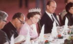 Queen Elizabeth II: Ungewöhnliche Regeln, die Gäste beim Essen mit ihr beachten müssen