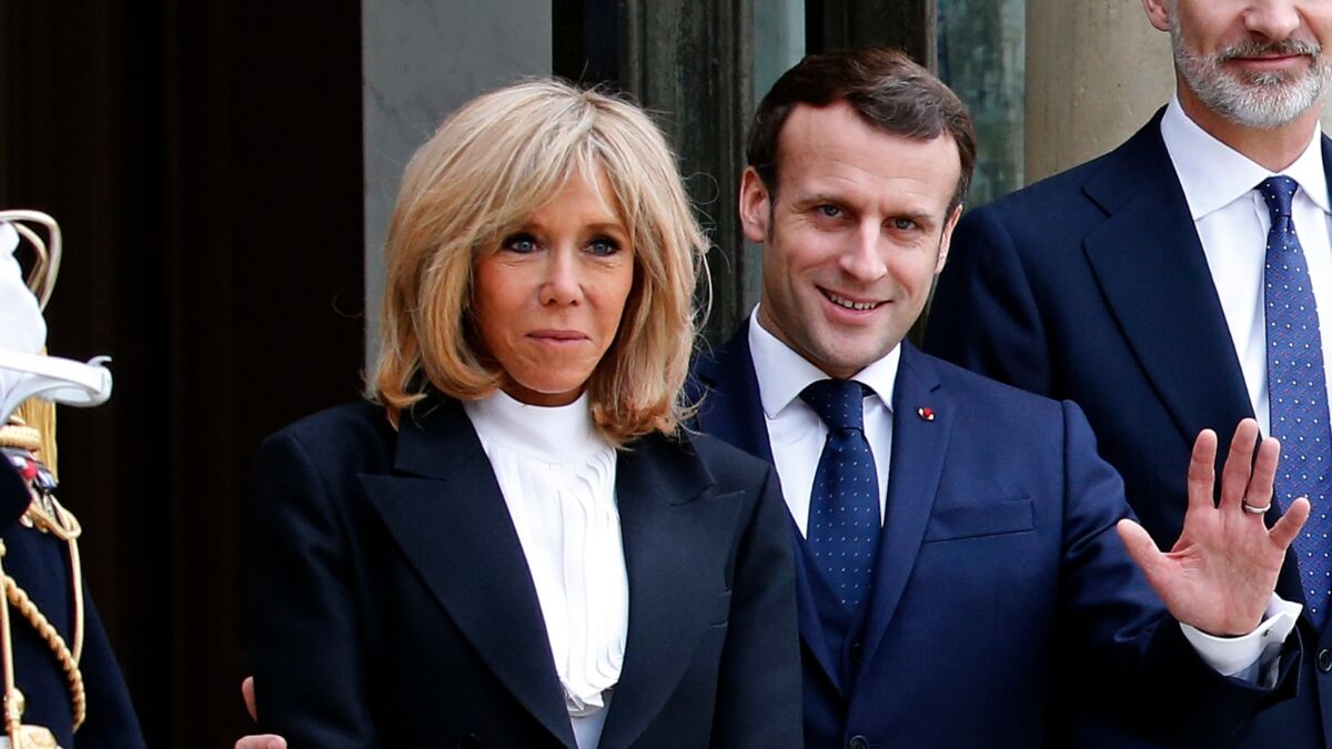 Brigitte Macron devient la cible de fake news transphobes