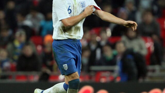 Equipe d'Angleterre: Terry perd le brassard de capitaine