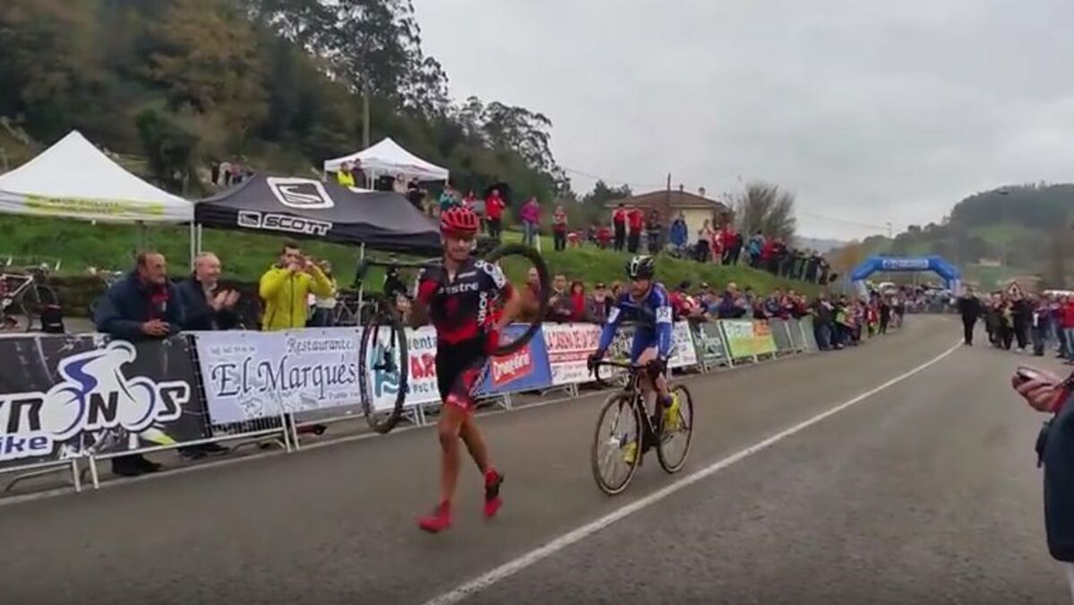 Comment Les Coureurs Cyclistes Font Pipi L'incroyable geste de fair-play d'un coureur cycliste