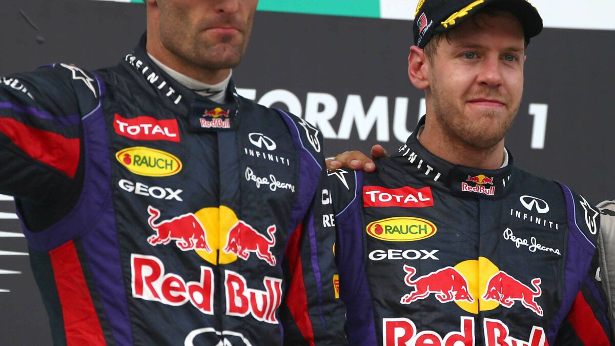 CASQUETTE DE COURSE Infiniti Red Bull - Sebastian Vettel - Formule