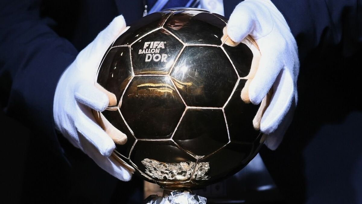 Ballon d'or 2019 : Ce trophée nécessite une centaine d'heures de travail  sur à peu près six mois