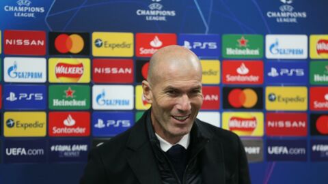 PSG : la date d'arrivée de Zinédine Zidane dévoilée dans une vidéo ? 