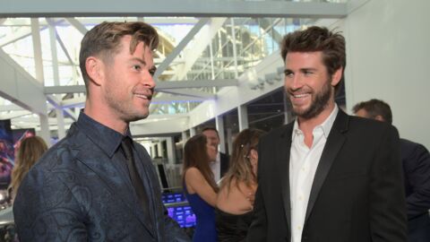 Chris Hemsworth : l'acteur de Thor en compétition à la salle de musculation avec son frère Liam