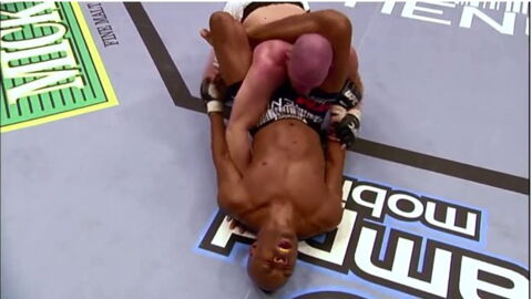 MMA : Une soumission historique du free fighteur Anderson Silva