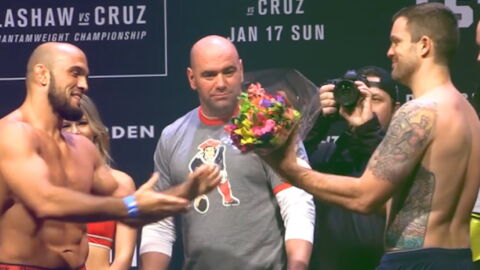 UFC : Comment convertir ses potes à la passion MMA et ne plus regarder les événements seul comme un petit ange perdu