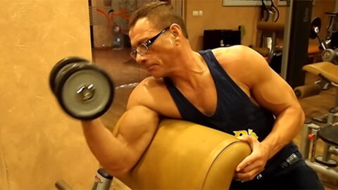 L'entraînement de Jean-Claude Van Damme pour préparer Expandables