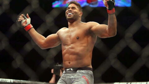 UFC Beijing : Alistair Overeem claque un gros TKO en ground and pound contre Sergey Pavlovich