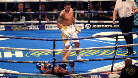 Boxe : Oleksandr Usyk s'impose contre Tony Bellew sur un KO dévastateur dans la huitième reprise