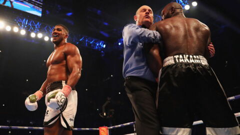 Le combat entre Anthony Joshua et Carlos Takam stoppé par l'arbitre au 10e round