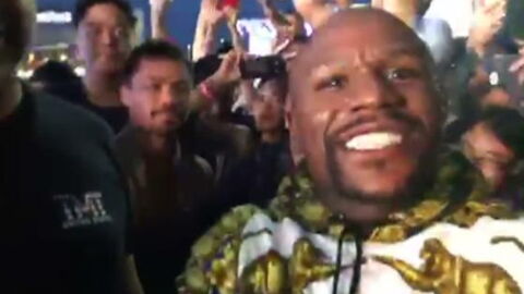 Boxe : Floyd Mayweather annonce son retour en décembre pour un rematch contre Manny Pacquiao