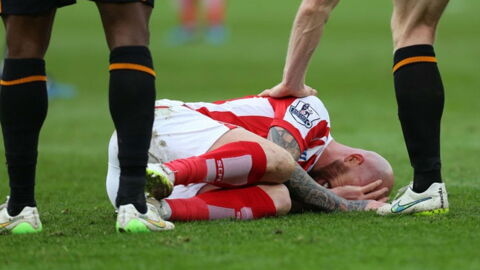L'horrible blessure de Stephen Ireland à cause d'un tacle assassin