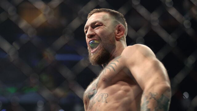 Conor McGregor a partagé les images de son Halloween en famille sur Instagram.