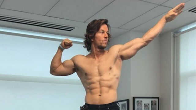 Mark Wahlberg dévoile sa routine sportive quotidienne sur Instagram