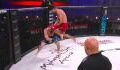 Bellator : le KO de la soirée sur un coup de genou sauté