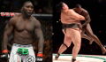 UFC : Anthony Johnson et Curtis Blaydes se lâchent dans un combat de sumo (VIDEO)