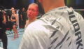 Une combattante de l'UFC gifle son coach après sa défaite (VIDEO)