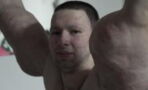 Synthol Kid : de retour pour un combat de MMA, le Russe aux bras gonflés mis KO par un YouTubeur