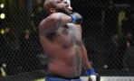 UFC : Derrick Lewis met KO un homme qui tentait de voler sa voiture et montre son visage tuméfié en photo